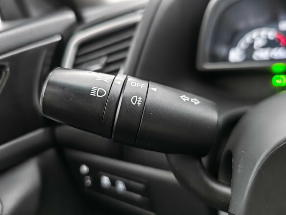 2014 Mazda 3 III (BM), серебристый, 999000 рублей - вид 13