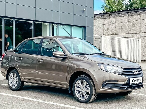 2025 Lada (ВАЗ) Granta I Рестайлинг, коричневый, 1088000 рублей - вид 3