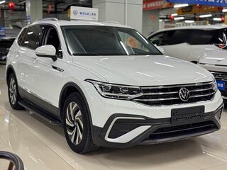 2023 Volkswagen Tiguan II Рестайлинг, белый, 2430000 рублей, вид 3