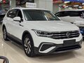 2023 Volkswagen Tiguan II Рестайлинг, белый, 2430000 рублей - вид 2