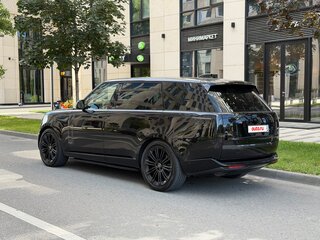 2022 Land Rover Range Rover P530 MHEV Long V, чёрный, 18000000 рублей, вид 4