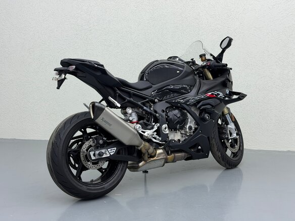 2023 BMW S 1000 RR, чёрный, 2000000 рублей - вид 13