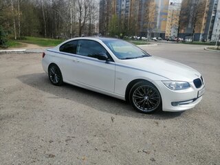 2012 BMW 3 серии 320i V (E90/E91/E92/E93) Рестайлинг, белый, 1675000 рублей, вид 2