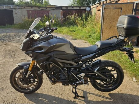 2015 Yamaha MT-09 Tracer (FJ-09), серый, 780000 рублей, вид 1