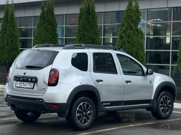 2017 Renault Duster I Рестайлинг, серебристый, 1650000 рублей - вид 5
