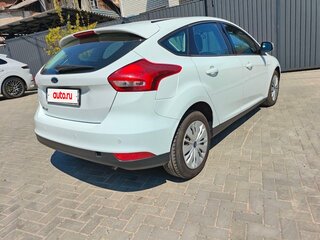 2018 Ford Focus III Рестайлинг, белый, 1040000 рублей, вид 4