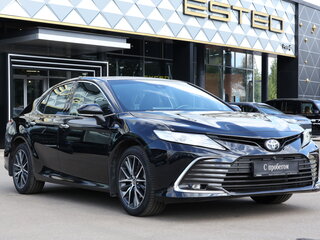 2021 Toyota Camry VIII (XV70) Рестайлинг, чёрный, 3299000 рублей, вид 3