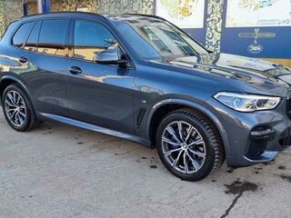 2022 BMW X5 40i IV (G05/G18), серый, 10000000 рублей, вид 3
