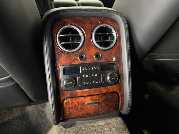2007 Bentley Continental Flying Spur, чёрный, 2790000 рублей - вид 21