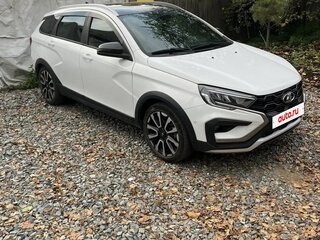 2024 Lada (ВАЗ) Vesta SW Cross I Рестайлинг (NG), белый, 1500000 рублей, вид 3