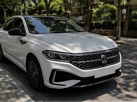 2022 Volkswagen Lavida III Рестайлинг, белый, 1680000 рублей, вид 2