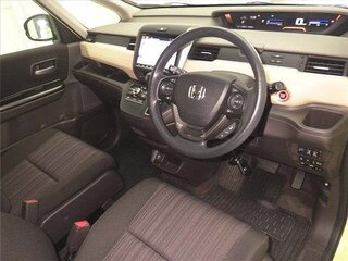 2020 Honda Freed+ II Рестайлинг, жёлтый, 1540000 рублей, вид 3