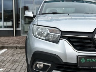 2019 Renault Logan Stepway II Рестайлинг, серый, 761000 рублей, вид 4