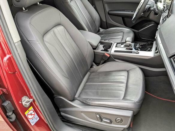 2021 Audi Q5 45 TFSI II (FY) Рестайлинг, красный, 4199000 рублей - вид 23