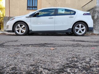 2011 Chevrolet Volt I, белый, 1070000 рублей, вид 5