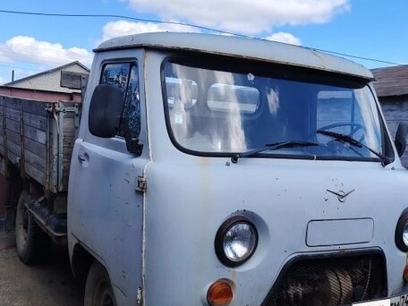 1997 УАЗ 3303, белый, 250000 рублей, вид 1