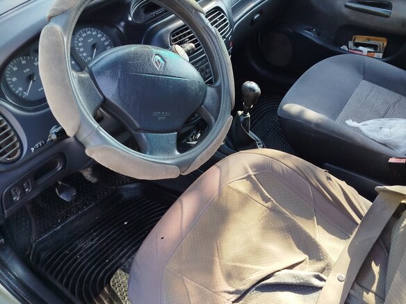 2002 Renault Megane I Рестайлинг, серый, 300000 рублей - вид 3