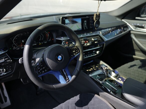 2020 BMW 5 серии 530d VII (G30/G31/G38) Рестайлинг, синий, 6750000 рублей - вид 9