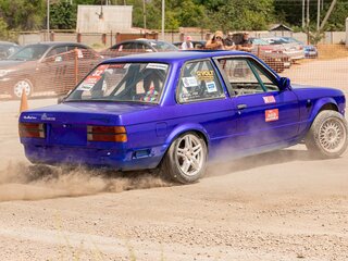 1985 BMW 3 серии 316 II (E30), красный, 500000 рублей, вид 4