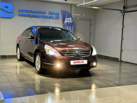 2011 Nissan Teana II (J32) Рестайлинг, красный, 960000 рублей, вид 3