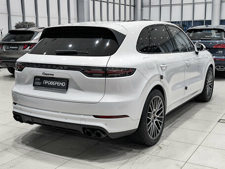 2022 Porsche Cayenne III, белый, 10550000 рублей, вид 5
