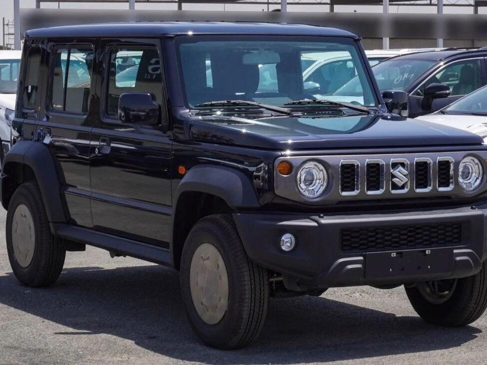 Открыть фотографии: Suzuki Jimny IV