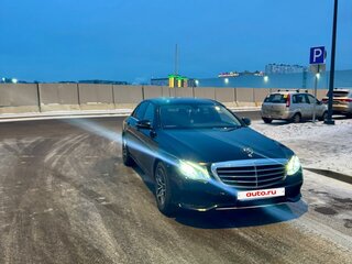 2018 Mercedes-Benz E-Класс 200 V (W213, S213, C238), чёрный, 2300000 рублей, вид 1