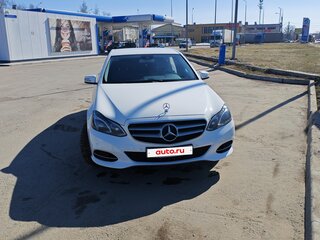 2013 Mercedes-Benz E-Класс 200 IV (W212, S212, C207) Рестайлинг, белый, 1800000 рублей, вид 3