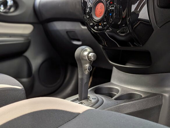 2017 Nissan Note II Рестайлинг, чёрный, 940000 рублей - вид 16