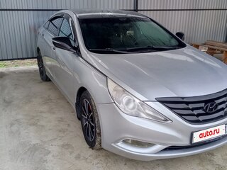 2011 Hyundai Sonata VI (YF), серебристый, 850000 рублей, вид 4
