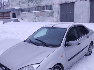 2004 Ford Focus I Рестайлинг, серебристый, 200000 рублей, вид 1
