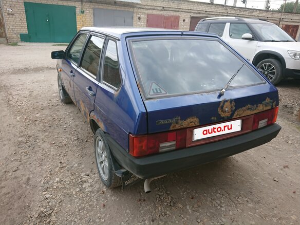 2004 Lada (ВАЗ) 21093i, синий, 110000 рублей - вид 4