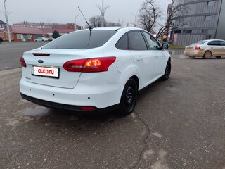 2016 Ford Focus III Рестайлинг, белый, 930000 рублей, вид 4