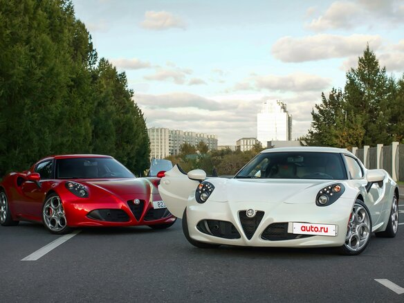 2014 Alfa Romeo 4C, красный, 10000000 рублей - вид 14