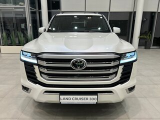 2026 Toyota Land Cruiser 300 Series, белый, 15990000 рублей, вид 2