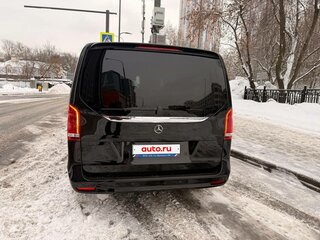 2022 Mercedes-Benz V-Класс Extra Long 300 d экстра длинный III (W447) Рестайлинг, чёрный, 11000000 рублей, вид 4