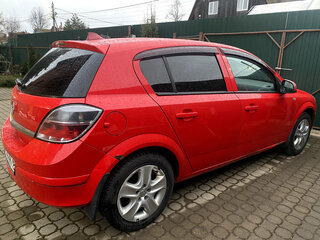 2011 Opel Astra H Рестайлинг, красный, 505000 рублей, вид 4