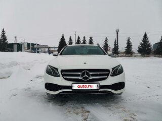 2017 Mercedes-Benz E-Класс 200 V (W213, S213, C238), белый, 2800000 рублей, вид 4