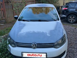 2013 Volkswagen Polo V, белый, 420000 рублей, вид 2