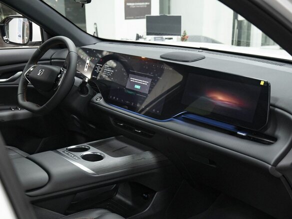 2026 Changan CS75 Plus IV, белый, 4339900 рублей - вид 6