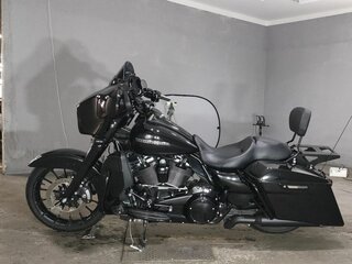 2017 Harley-Davidson Street Glide Special, чёрный, 1309000 рублей, вид 2