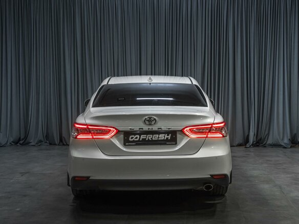 2021 Toyota Camry VIII (XV70), белый, 2949000 рублей - вид 3