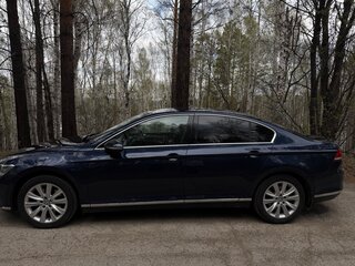 2015 Volkswagen Passat B8, синий, 1330000 рублей, вид 4
