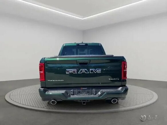 2026 Ram 1500 Crew Cab V Рестайлинг, зелёный, 10490000 рублей - вид 4