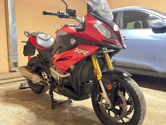 2018 BMW S 1000 XR, красный, 950000 рублей - вид 1