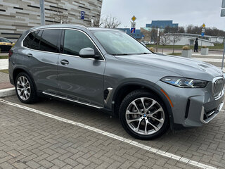 2023 BMW X5 Long 40Li IV (G05/G18) Рестайлинг, серый, 5650000 рублей, вид 4