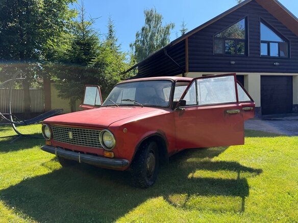 1984 Lada (ВАЗ) 21011, красный, 150000 рублей - вид 4
