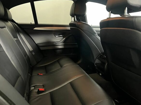 2014 BMW 5 серии 528i xDrive VI (F10/F11/F07) Рестайлинг, чёрный, 1950000 рублей - вид 11