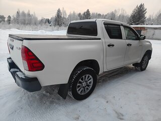 2017 Toyota Hilux VIII, белый, 2480000 рублей, вид 2