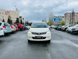 2010 Nissan Tiida Latio I, белый, 659000 рублей, вид 3